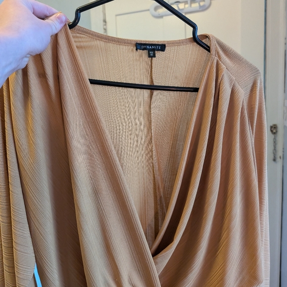 Yellow Sheer crossover top - Picture 2 of 2